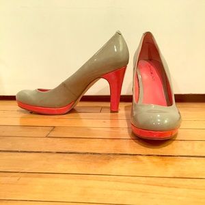 Bandolino Galleigh Platform Pump